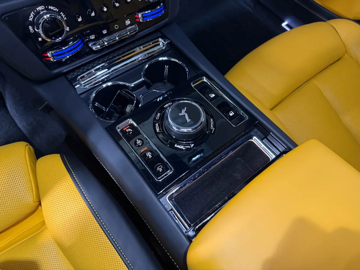 Rolls-Royce Ghost interior detail