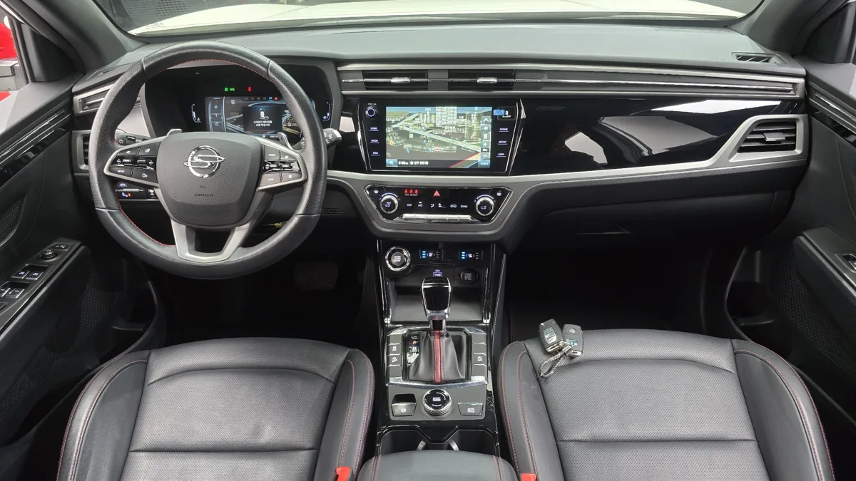 KG Mobility (SsangYong) Korando interior detail