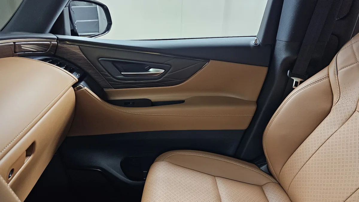 Toyota Alphard interior detail