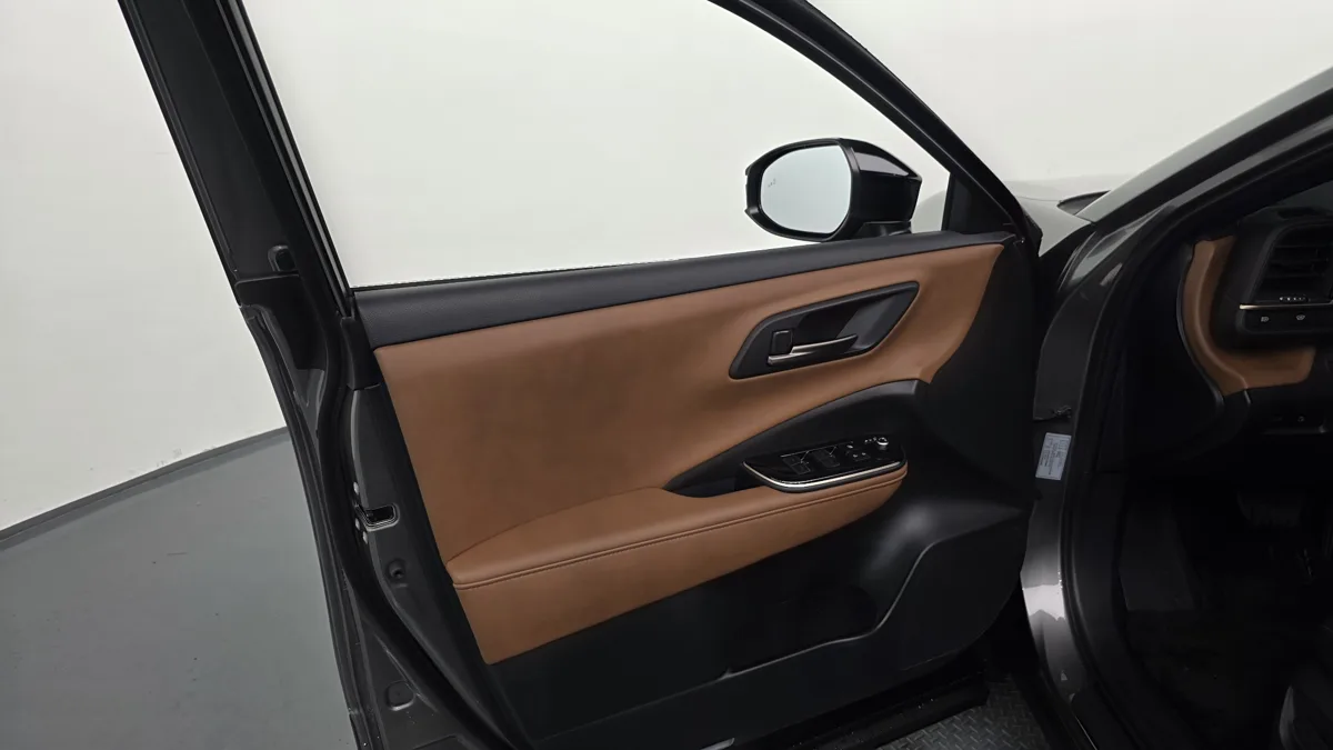 Toyota Crown interior detail