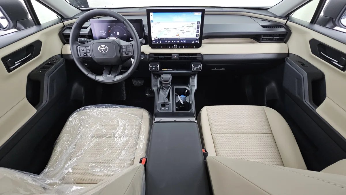 Toyota RAV4 interior detail