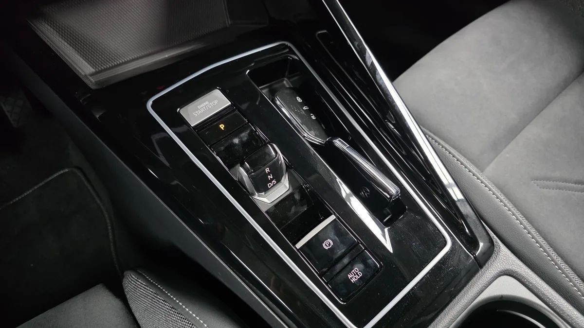 Volkswagen Golf interior detail