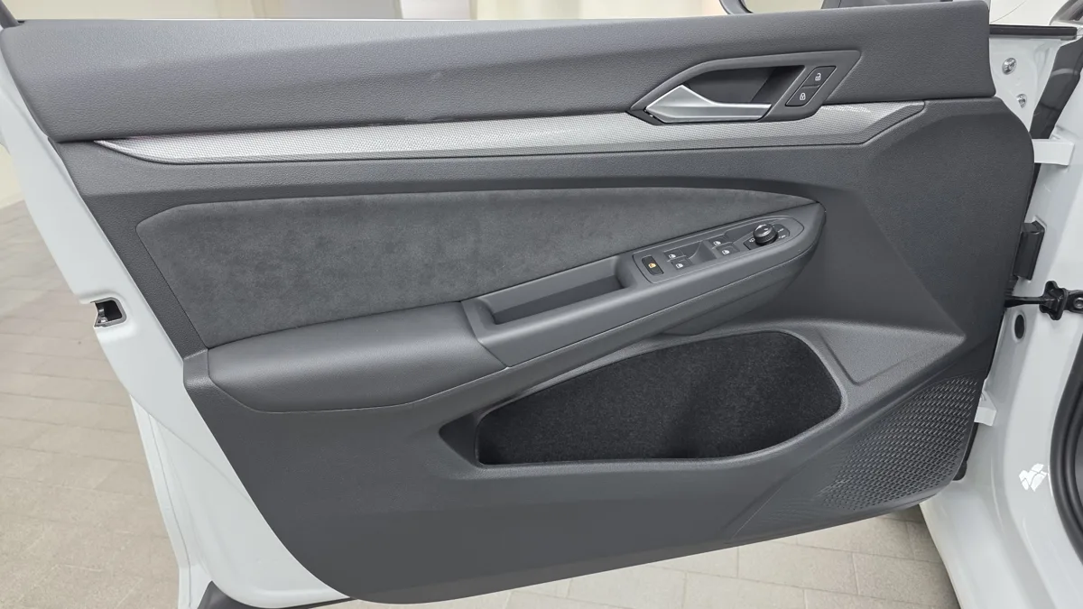 Volkswagen Golf interior detail