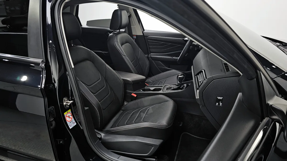 Volkswagen Jetta interior detail