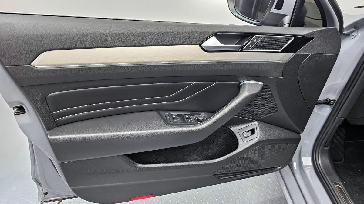 Volkswagen Passat interior detail