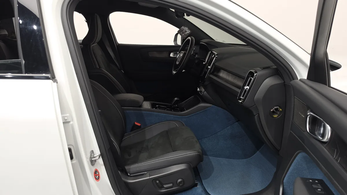 Volvo C40 interior detail