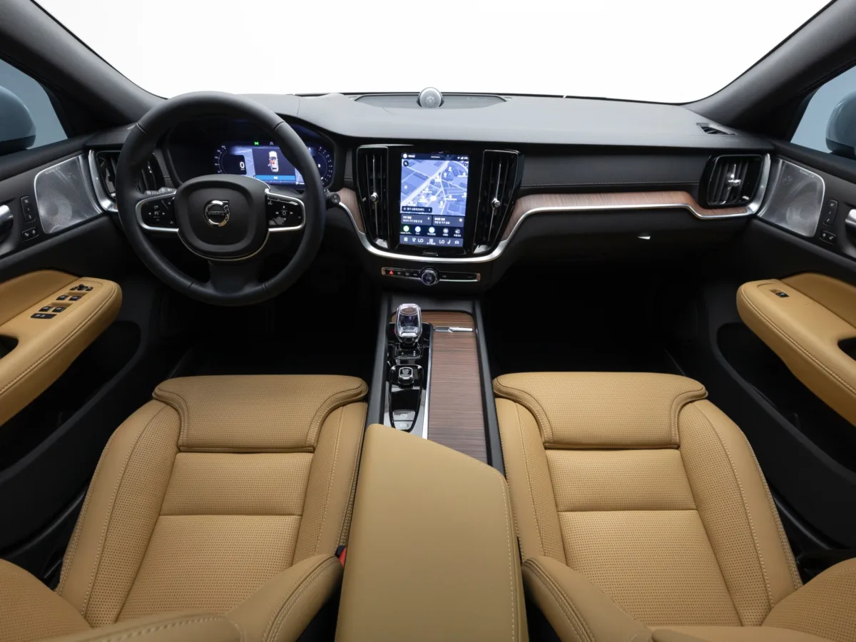 Volvo V60 interior detail