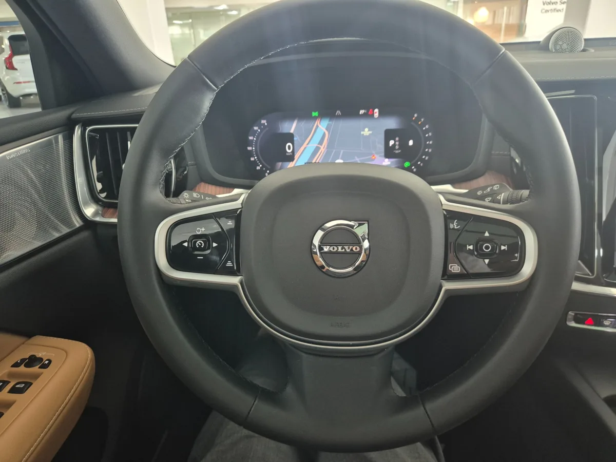 Volvo V60 interior detail