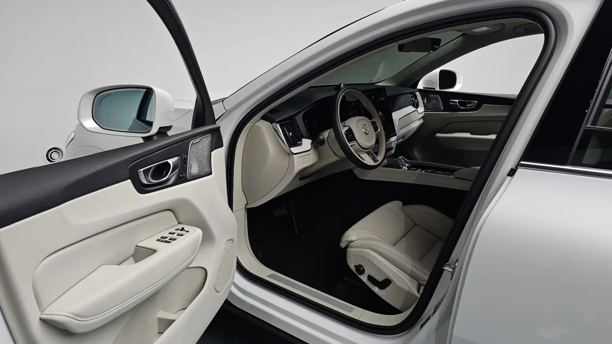 Volvo XC60 interior detail