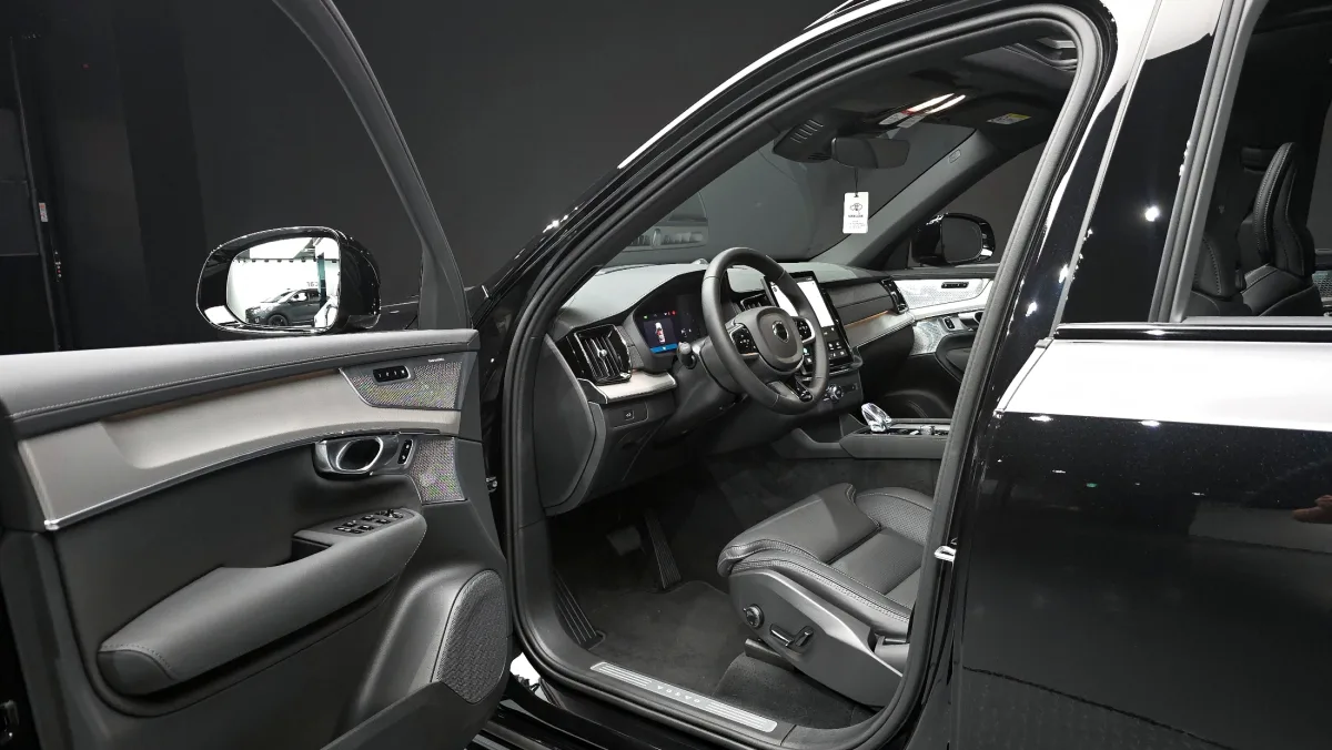 Volvo XC90 interior detail
