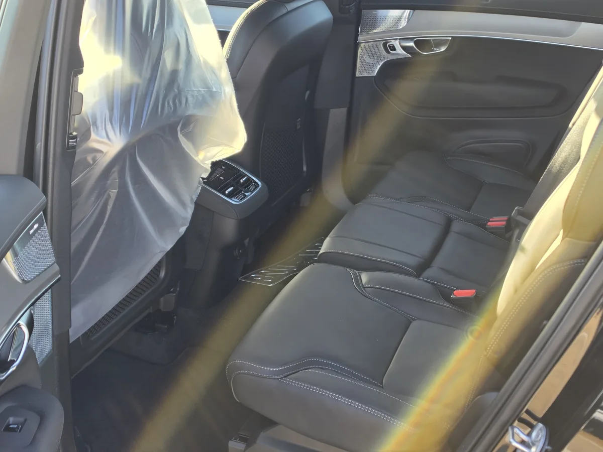 Volvo XC90 interior detail