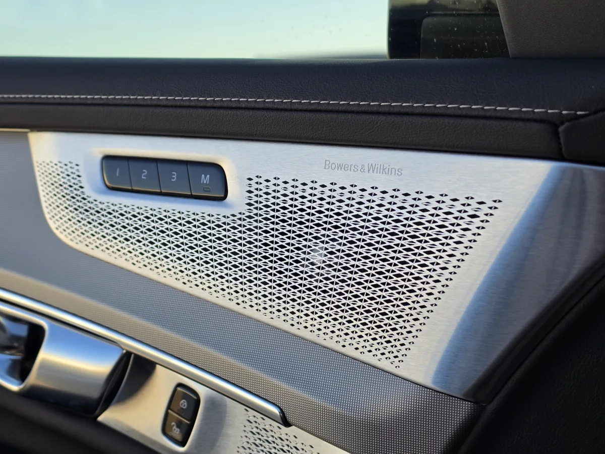 Volvo XC90 interior detail