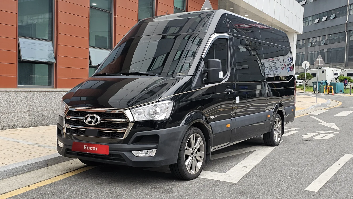 Hyundai H350 (Solati) sourced from Korea by AJ Trading