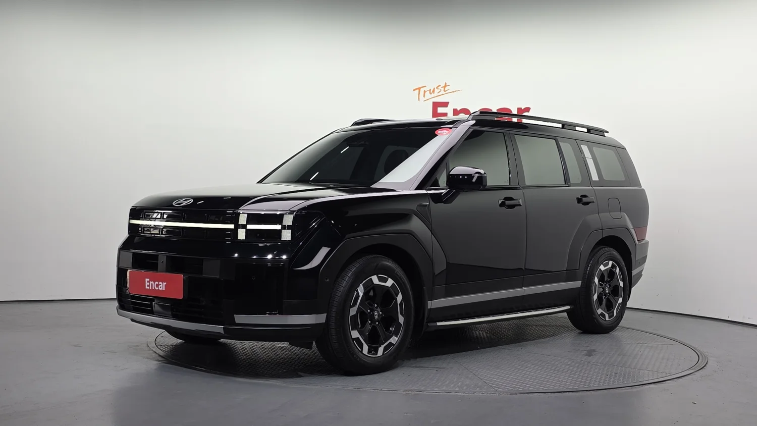 Hyundai Santa Fe sourced from Korea by AJ Trading