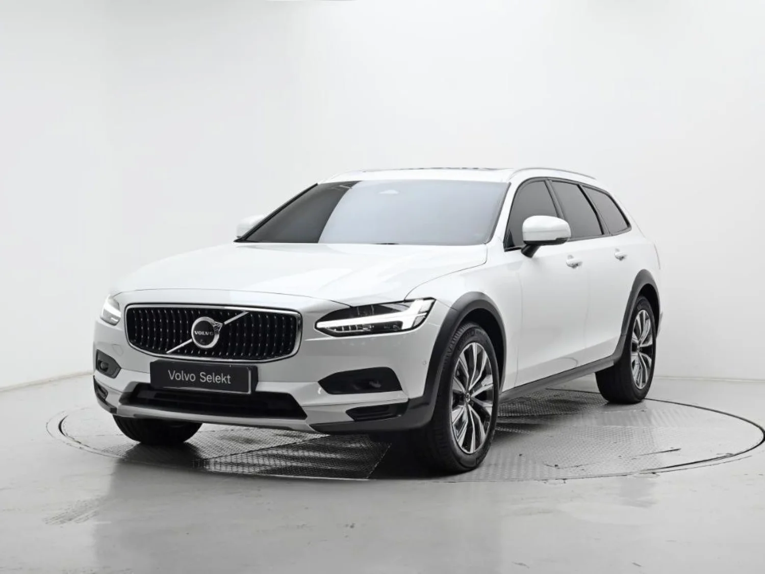 Volvo V90 sourced from Korea by AJ Trading
